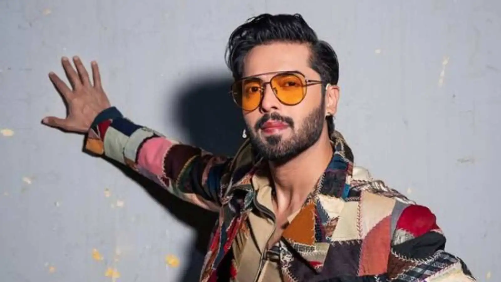 You are currently viewing Fahad Mustafa: The Charismatic Face of Pakistani Entertainment